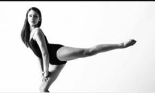 Costa Rican ballerina save her leg